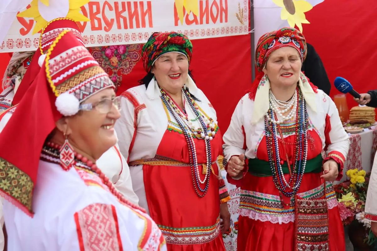 Национальный мордовский праздник объединил представителей разных народов Национальный мордовский праздник объединил представителей разных народов