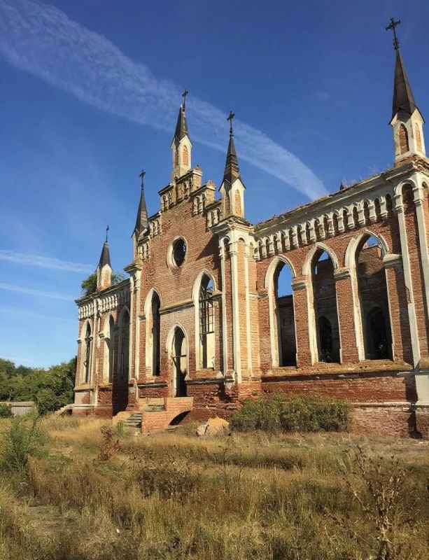 Кирха Святой Марии в с. Каменка, Красноармейского района, Саратовской области Кирха Святой Марии в с. Каменка, Красноармейского района, Саратовской области