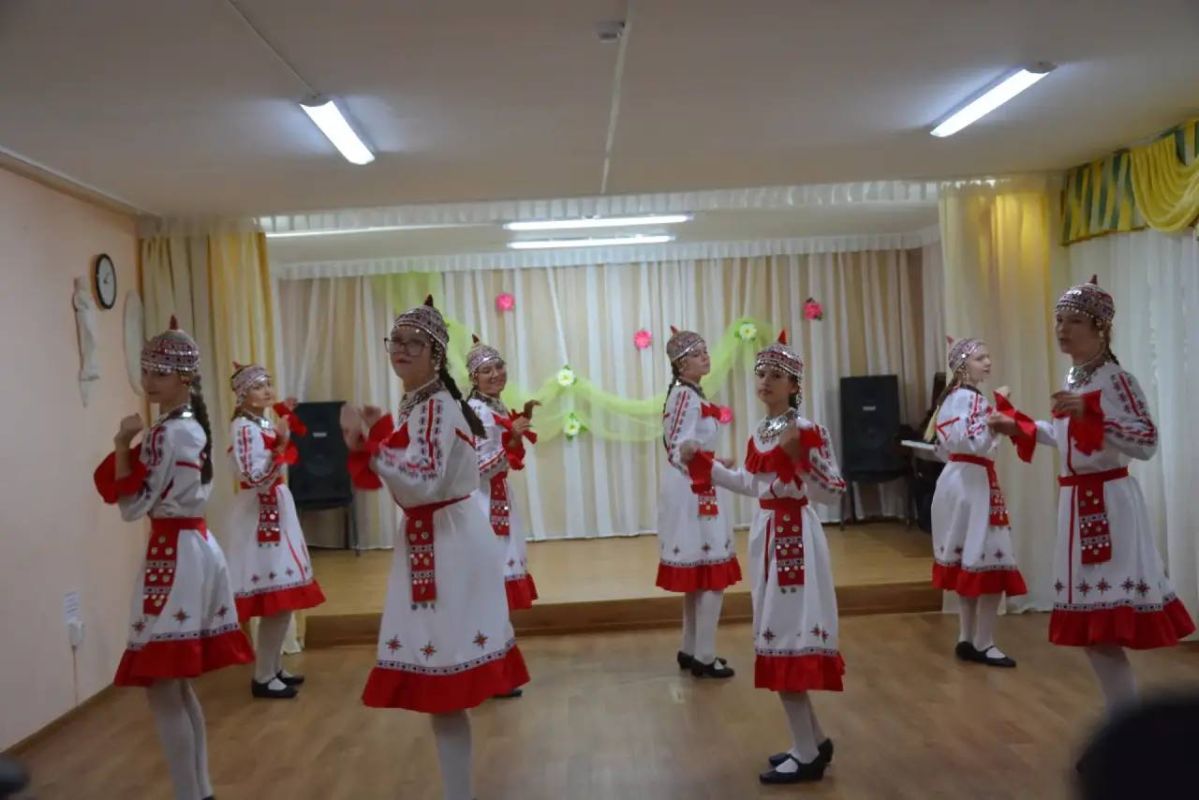 В «Балаковском центре культурного развития» открыли новый творческий сезон В «Балаковском центре культурного развития» открыли новый творческий сезон