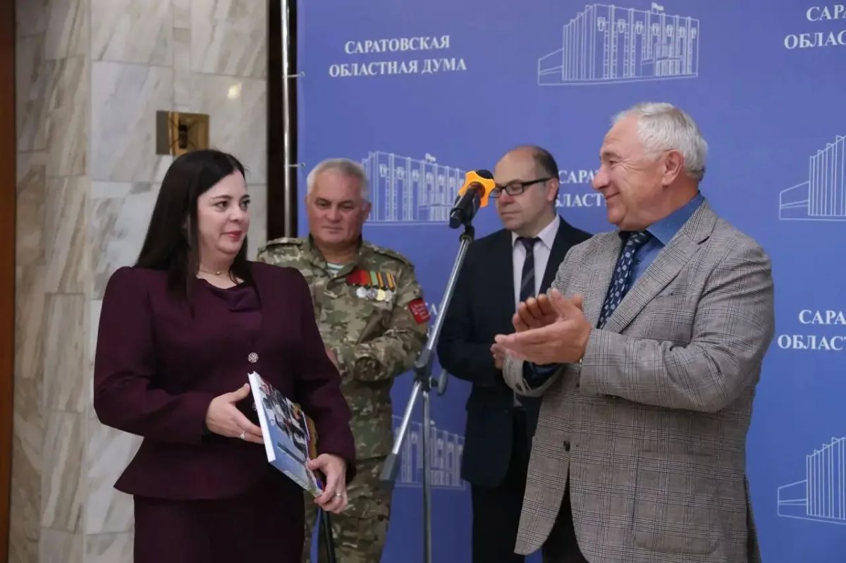 ОСВОБОДИТЕЛИ ЕВРОПЫ. В Саратовской областной Думе открылась историческая экспозиция «Освободители Европы», подготовленная Движением «Бессмертный полк России» при поддержке Фонда президентских грантов ОСВОБОДИТЕЛИ ЕВРОПЫ. В Саратовской областной Думе открылась историческая экспозиция «Освободители Европы», подготовленная Движением «Бессмертный полк России» при поддержке Фонда президентских грантов