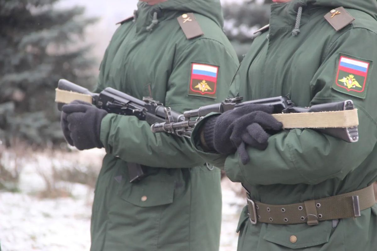Новые правила выплат за контракт СВО: заключённым — 450 тысяч