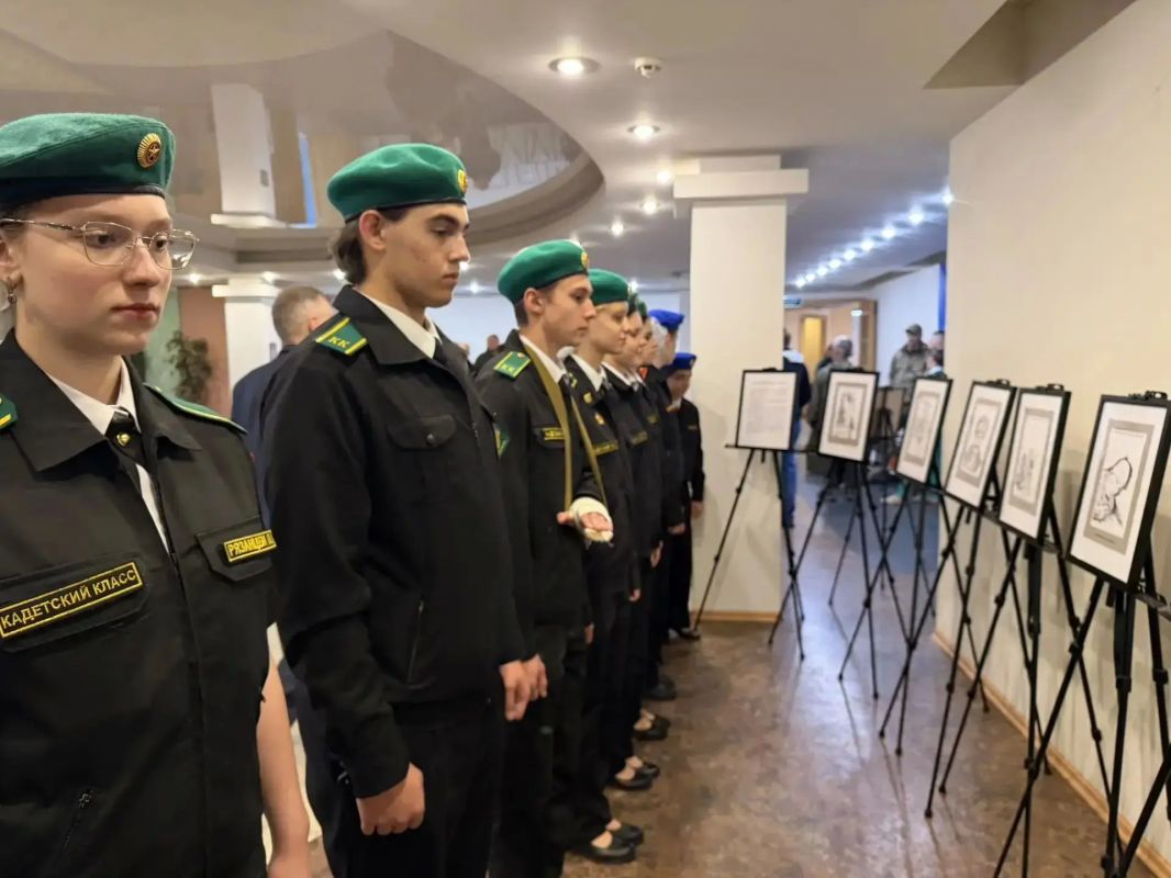 Мастерская Победы в Москве показала выставку саратовского Музея истории СВО «Фронтовой блокнот» Мастерская Победы в Москве показала выставку саратовского Музея истории СВО «Фронтовой блокнот»