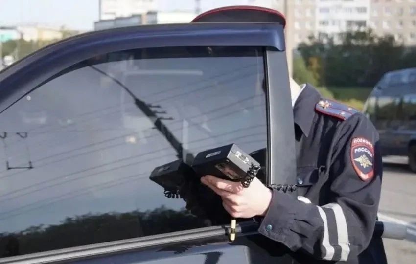 За 29 сентября Госавтоинспекцией на территории Саратовской области выявлено 83 нарушения светопропускания стекол транспортных средств