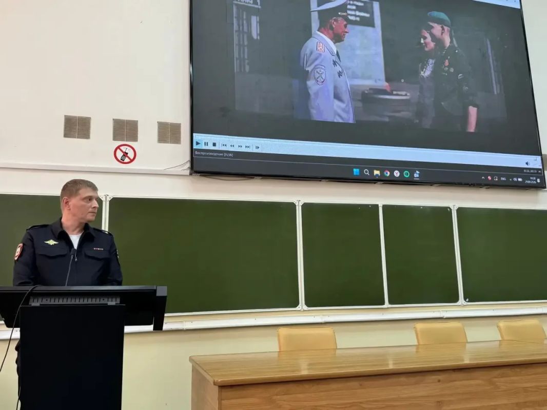 В Саратовском аграрном университете прошла встреча студентов с сотрудниками полиции В Саратовском аграрном университете прошла встреча студентов с сотрудниками полиции