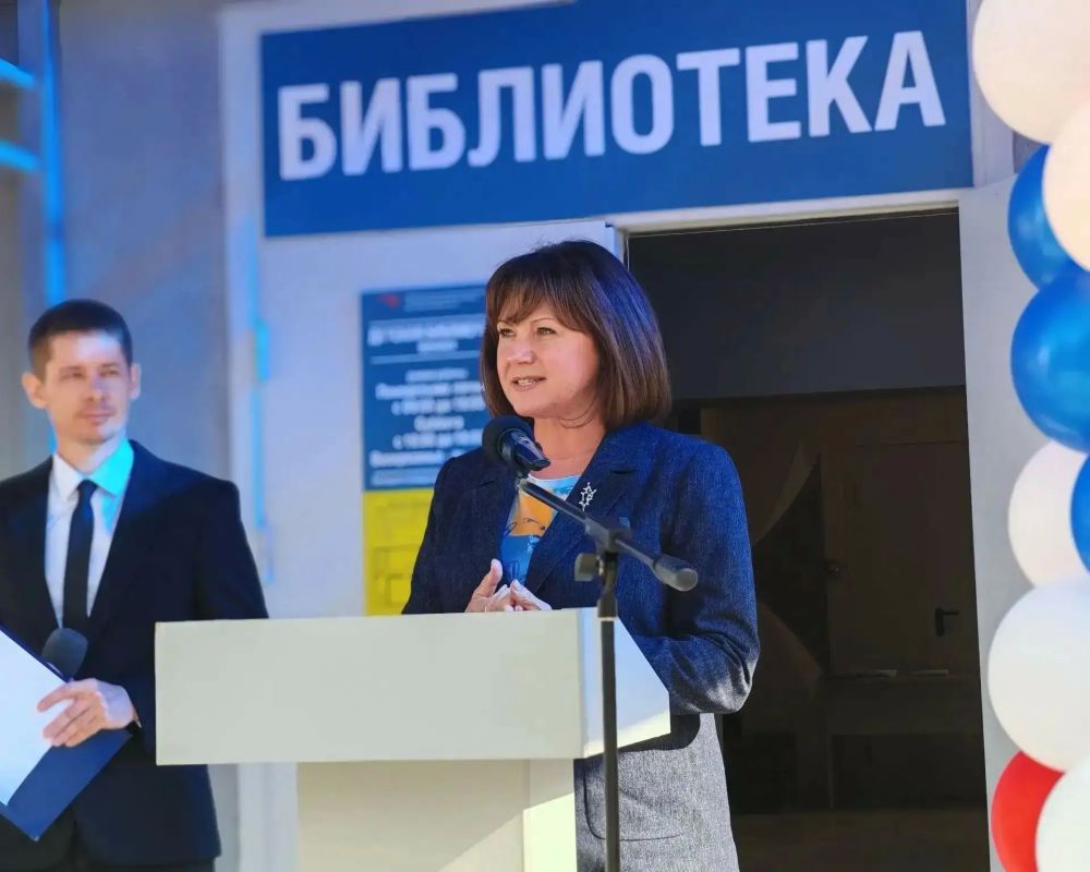 В Красном Куте открылась космическая библиотека нового поколения