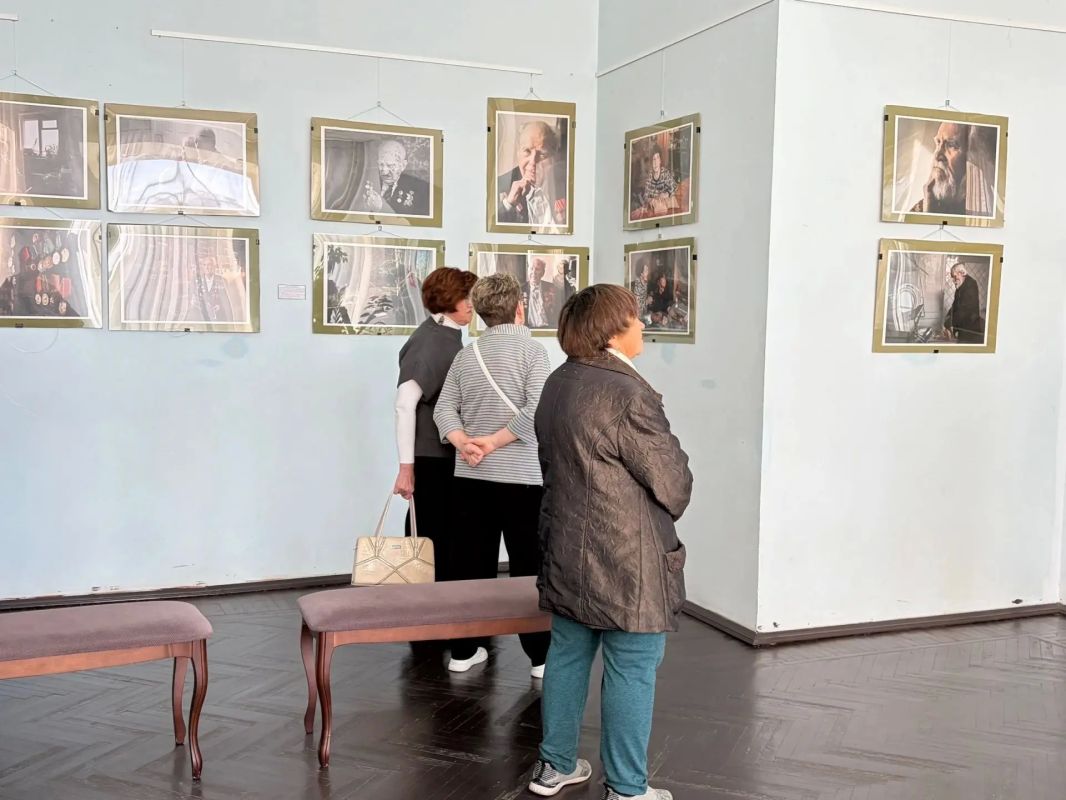 В Доме работников искусств открыли выставку о Героях В Доме работников искусств открыли выставку о Героях