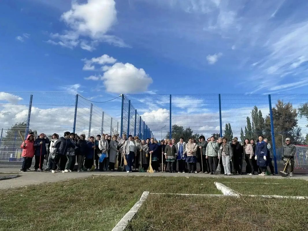 В районах Саратовской области прошли массовые субботники В районах Саратовской области прошли массовые субботники
