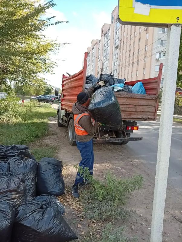 После городских субботников работа не останавливается После городских субботников работа не останавливается