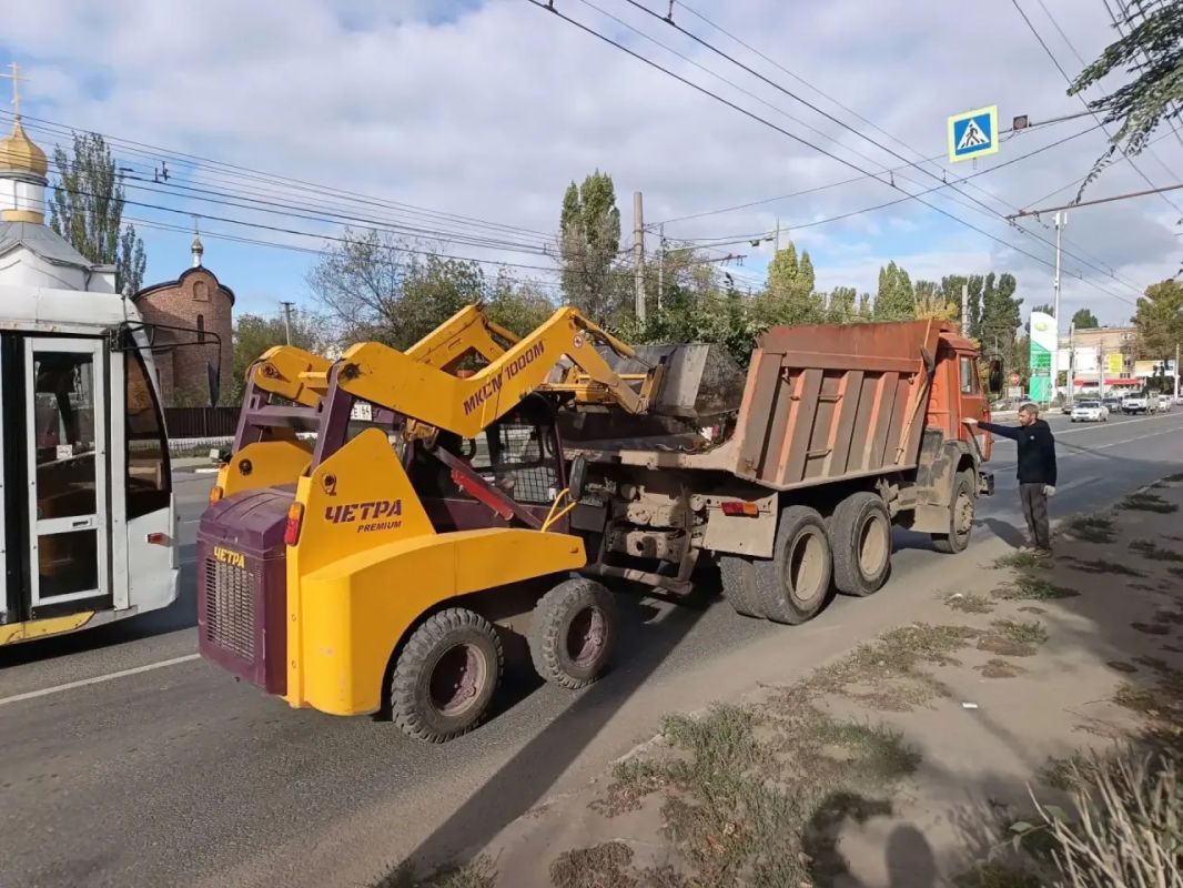 После городских субботников работа не останавливается После городских субботников работа не останавливается
