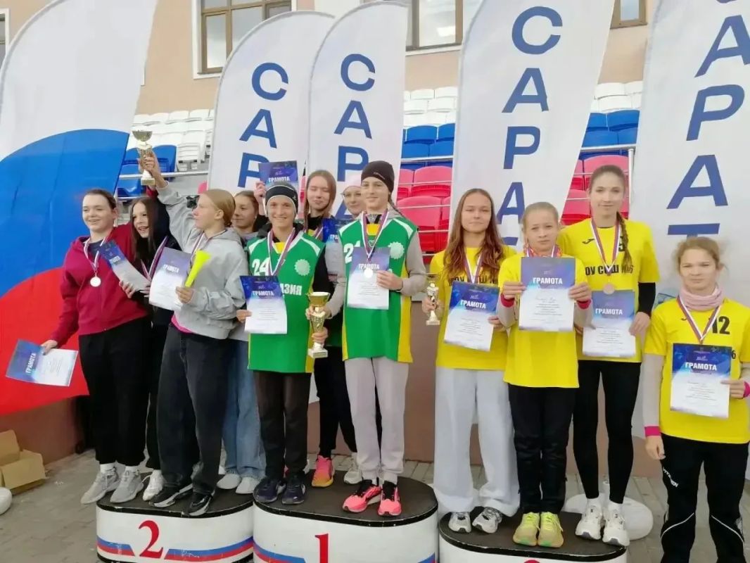 Легкоатлеты соревновались на «Спартаке» в рамках «Золотой осени» Легкоатлеты соревновались на «Спартаке» в рамках «Золотой осени»