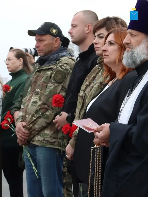 Саратов присоединился к проекту «Земля памяти» Саратов присоединился к проекту «Земля памяти»