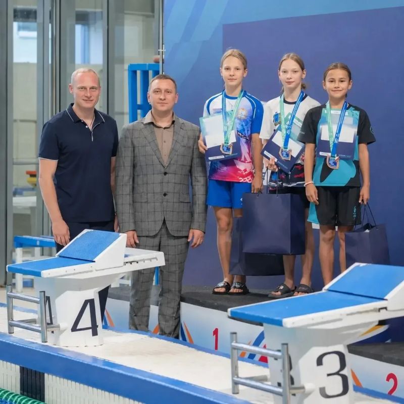 Саратовские прыгуны в воду – призеры «Лиги юных чемпионов» Саратовские прыгуны в воду – призеры «Лиги юных чемпионов»