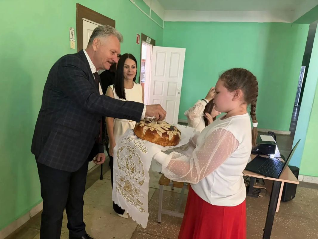 В нашей школе — большое событие! В нашей школе — большое событие!