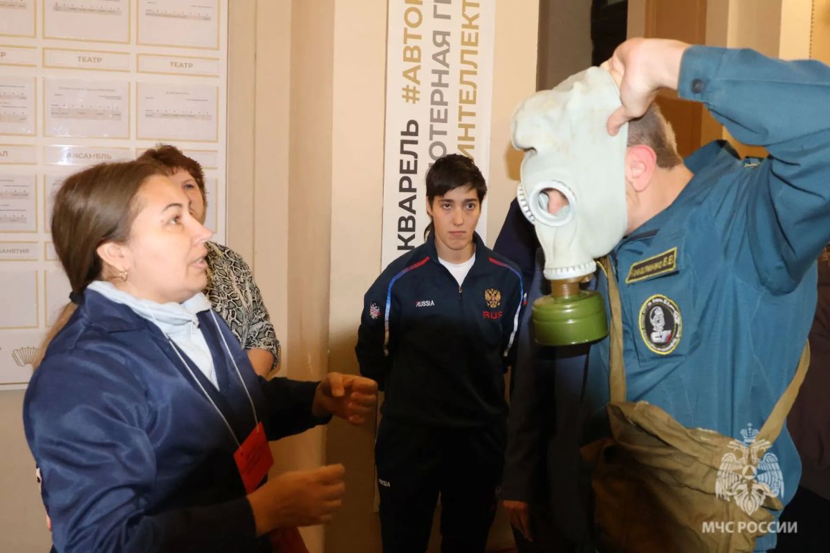 Скоро начнется пресс-конференция, приуроченная ко Дню гражданской обороны