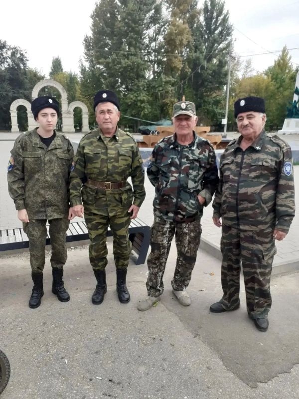 Саратовские казаки оказывают содействие в охране общественного порядка Саратовские казаки оказывают содействие в охране общественного порядка