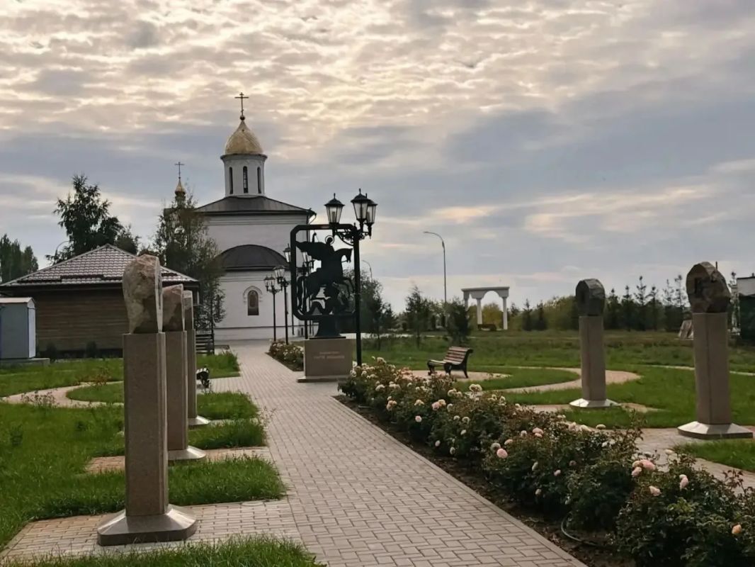 В Энгельсском районе продолжается активное развитие общественных пространств В Энгельсском районе продолжается активное развитие общественных пространств