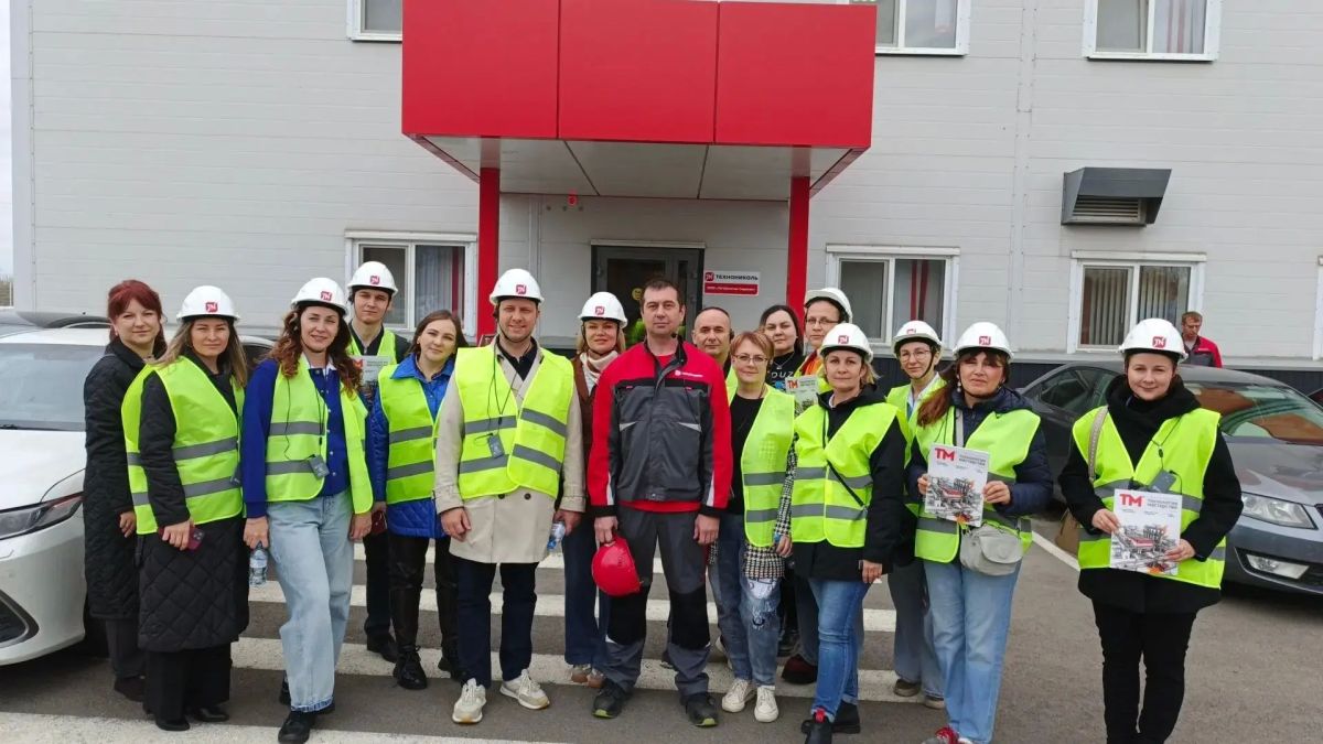 В Саратовской области состоялся инспекционный тур по промышленным предприятиям В Саратовской области состоялся инспекционный тур по промышленным предприятиям