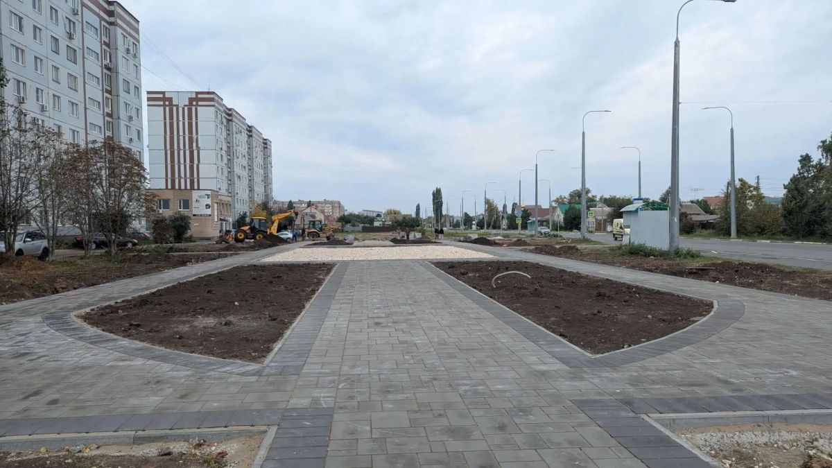В Сиреневом сквере продолжаются работы по благоустройству В Сиреневом сквере продолжаются работы по благоустройству