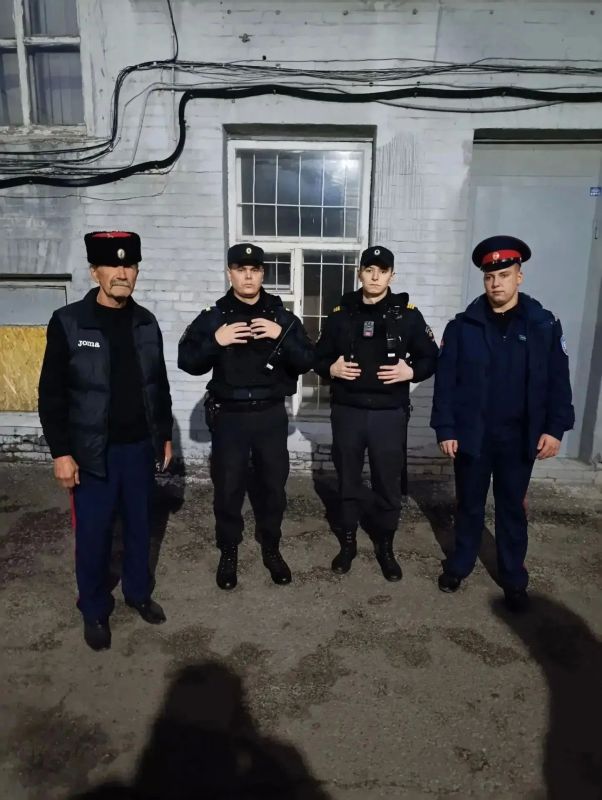 Саратовские казаки оказывают содействие в охране общественного порядка Саратовские казаки оказывают содействие в охране общественного порядка