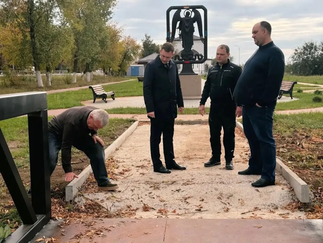 В Энгельсском районе продолжается активное развитие общественных пространств В Энгельсском районе продолжается активное развитие общественных пространств