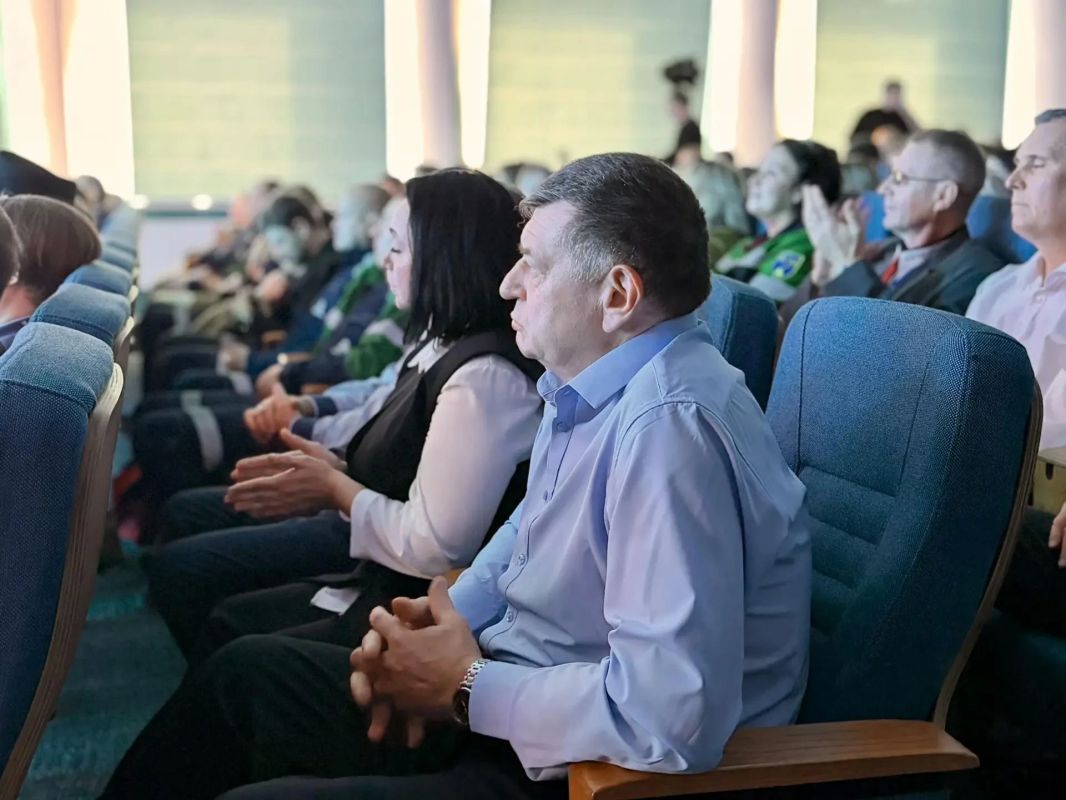 Компания «ФосАгро» отмечает 25-летие Компания «ФосАгро» отмечает 25-летие