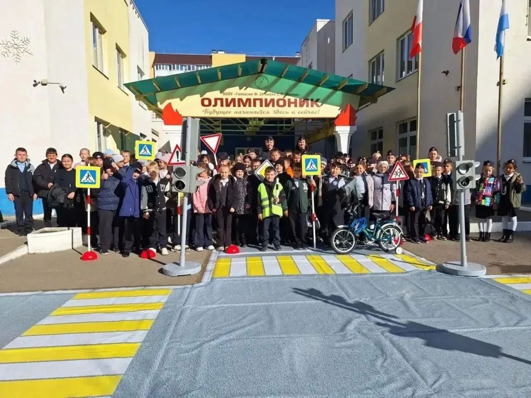 Саратовские госавтоинспекторы организовали практикум по изучению ПДД для профильного кадетского класса