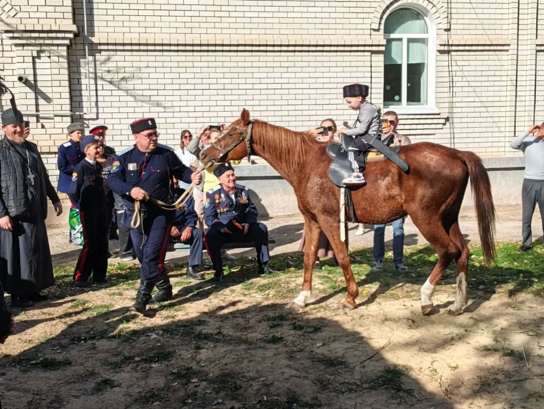 В Новоузенске прошел межрайонный этнокультурный фестиваль «Покровские шермиции на Большом Узене» В Новоузенске прошел межрайонный этнокультурный фестиваль «Покровские шермиции на Большом Узене»