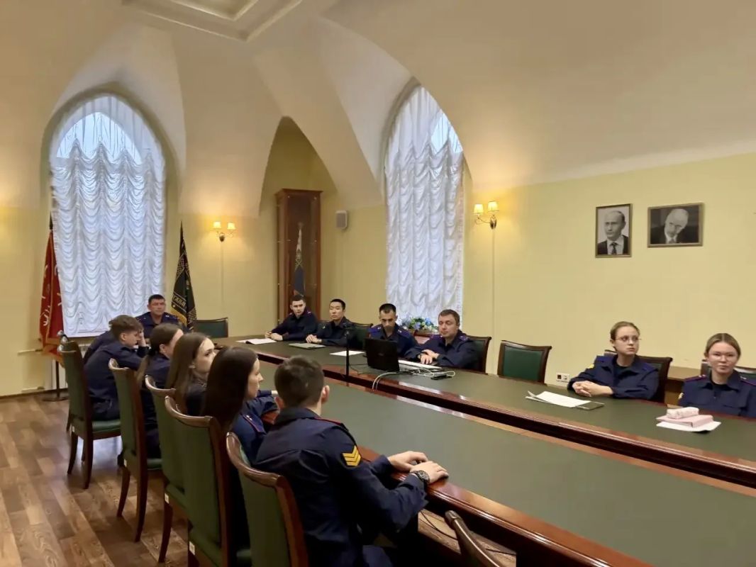Сотрудник следственного управления провела лекцию для курсантов академии СК России Сотрудник следственного управления провела лекцию для курсантов академии СК России