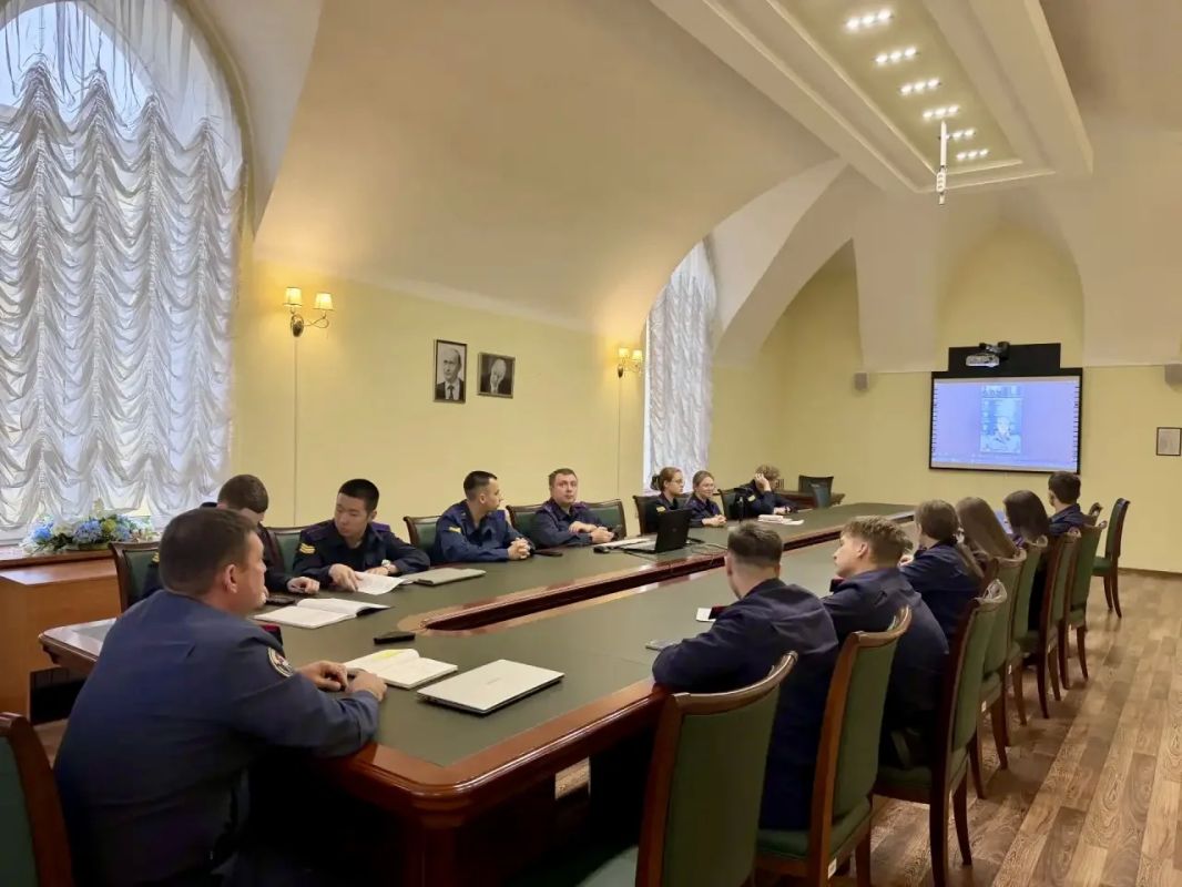 Сотрудник следственного управления провела лекцию для курсантов академии СК России Сотрудник следственного управления провела лекцию для курсантов академии СК России