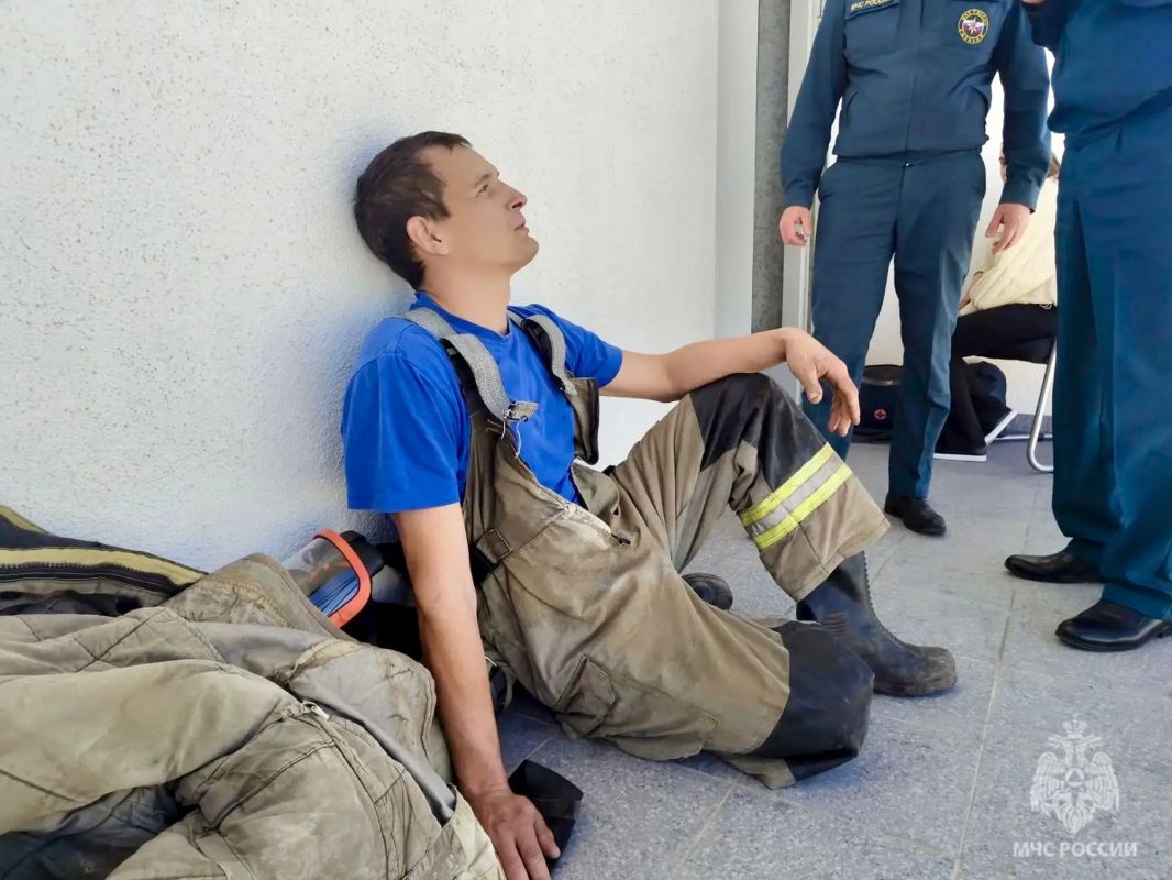 Пожарные региона приняли «вертикальный вызов» Пожарные региона приняли «вертикальный вызов»