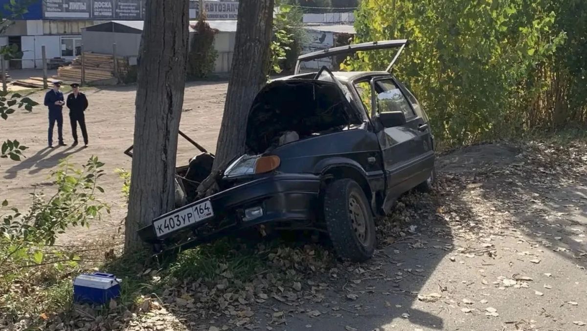 Число пострадавших в автокатастрофе в Саратове выросло до пяти