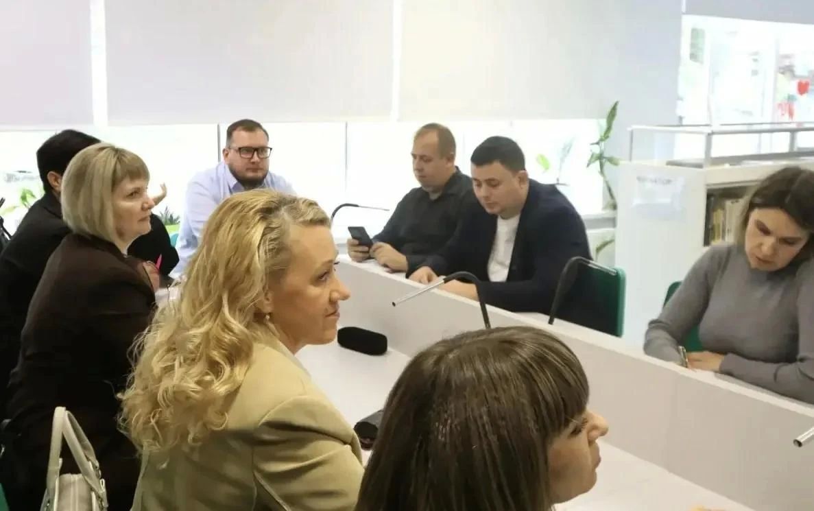 В Лысогорском районе прошло кустовое совещание по инвестиционному развитию территорий В Лысогорском районе прошло кустовое совещание по инвестиционному развитию территорий