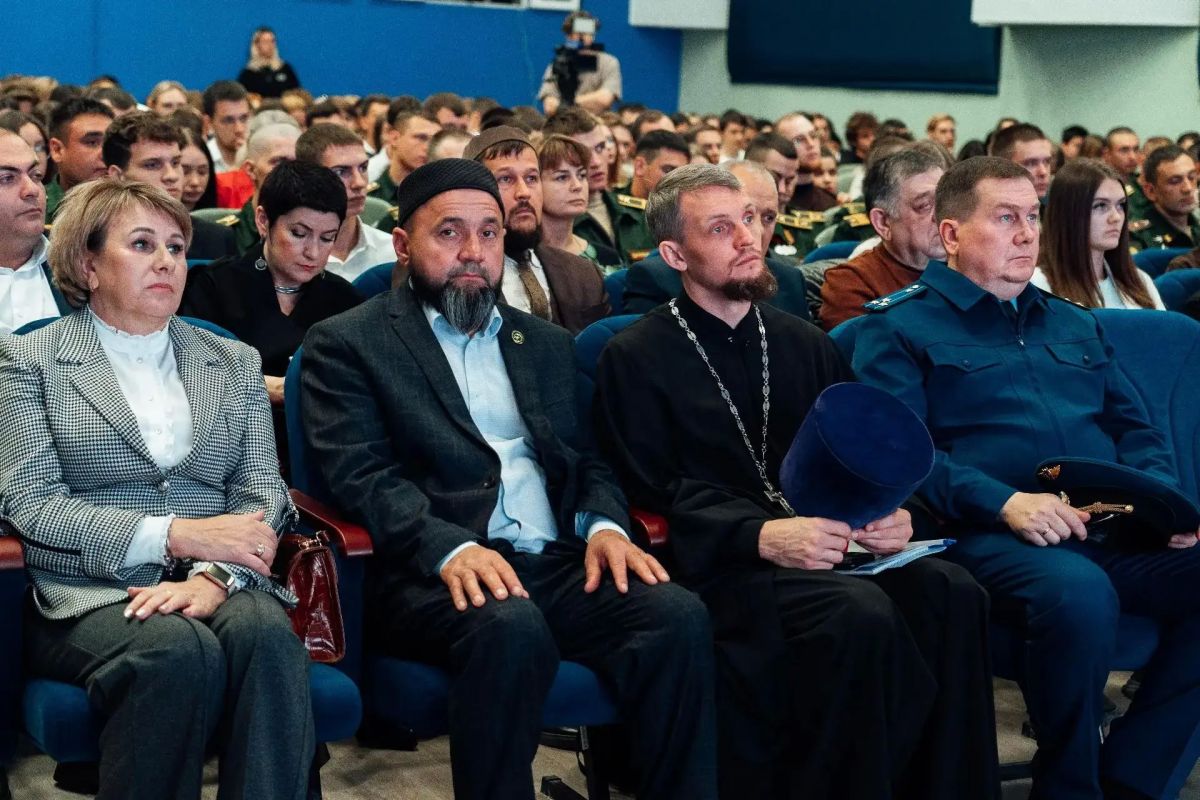 Защиту молодёжи от экстремизма обсудили на региональной конференции Защиту молодёжи от экстремизма обсудили на региональной конференции