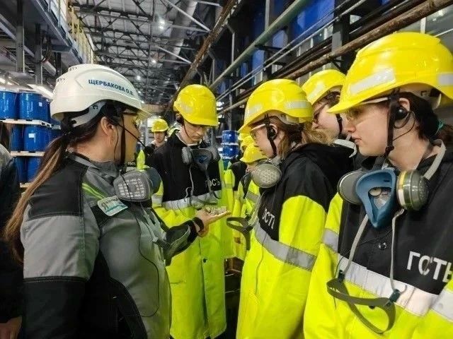 Месяц профориентации помог школьникам определиться с будущим Месяц профориентации помог школьникам определиться с будущим