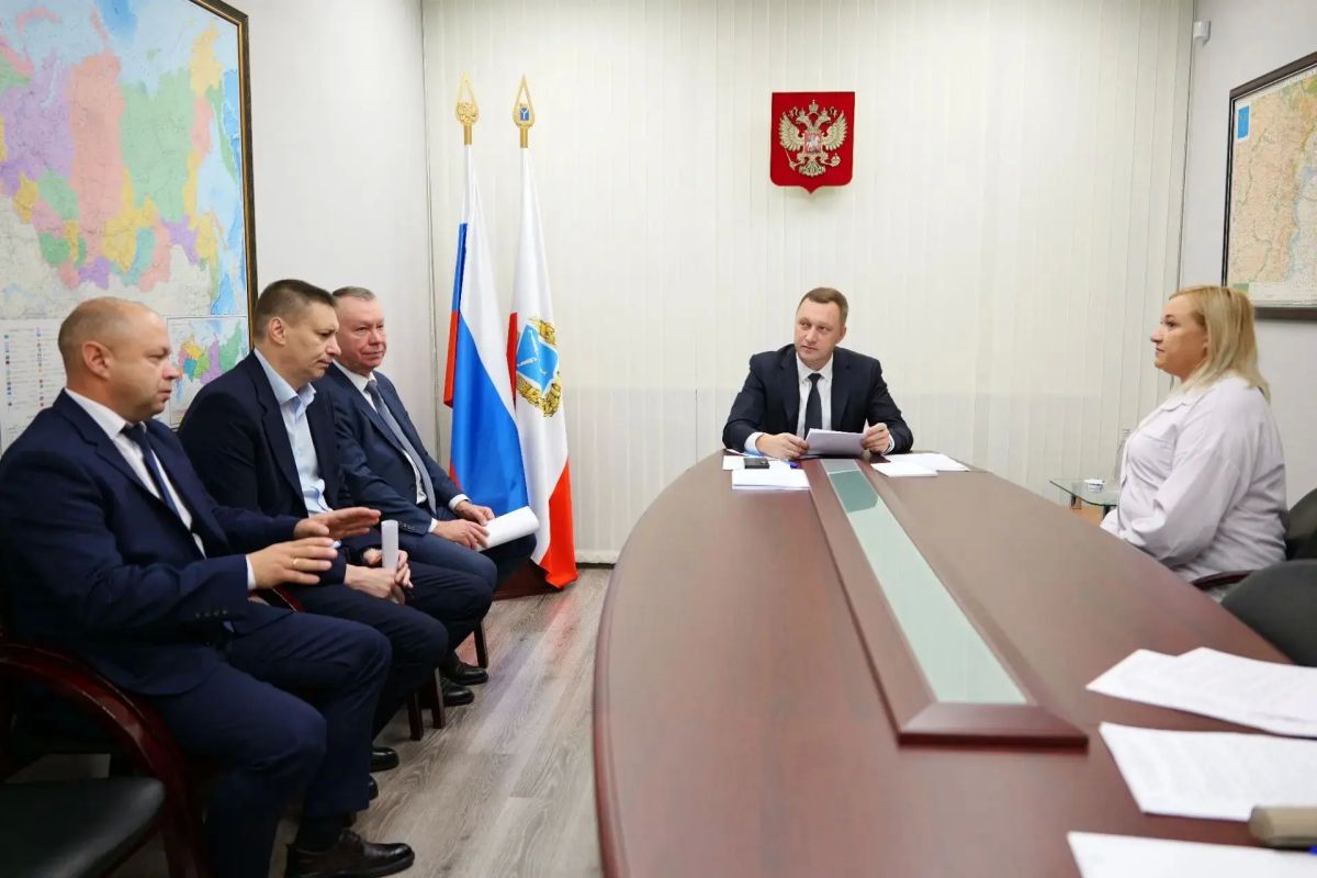 Роман Бусаргин: На площадке общественной приемной Президента РФ Владимира Владимировича Путина пообщался с гражданами в рамках общеобластного приема Роман Бусаргин: На площадке общественной приемной Президента РФ Владимира Владимировича Путина пообщался с гражданами в рамках общеобластного приема