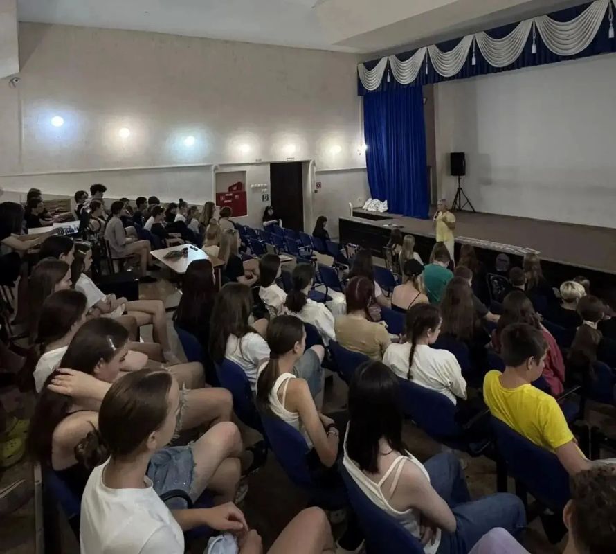 Будущее выбираем сами: саратовские медики проводят тренинги для школьников и студентов Будущее выбираем сами: саратовские медики проводят тренинги для школьников и студентов