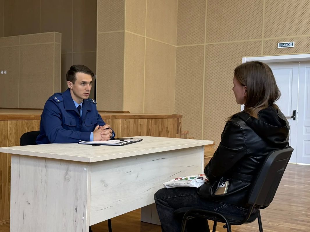 Прокурор Балаково Олег Гриднев провел выездной прием жителей сельских территорий