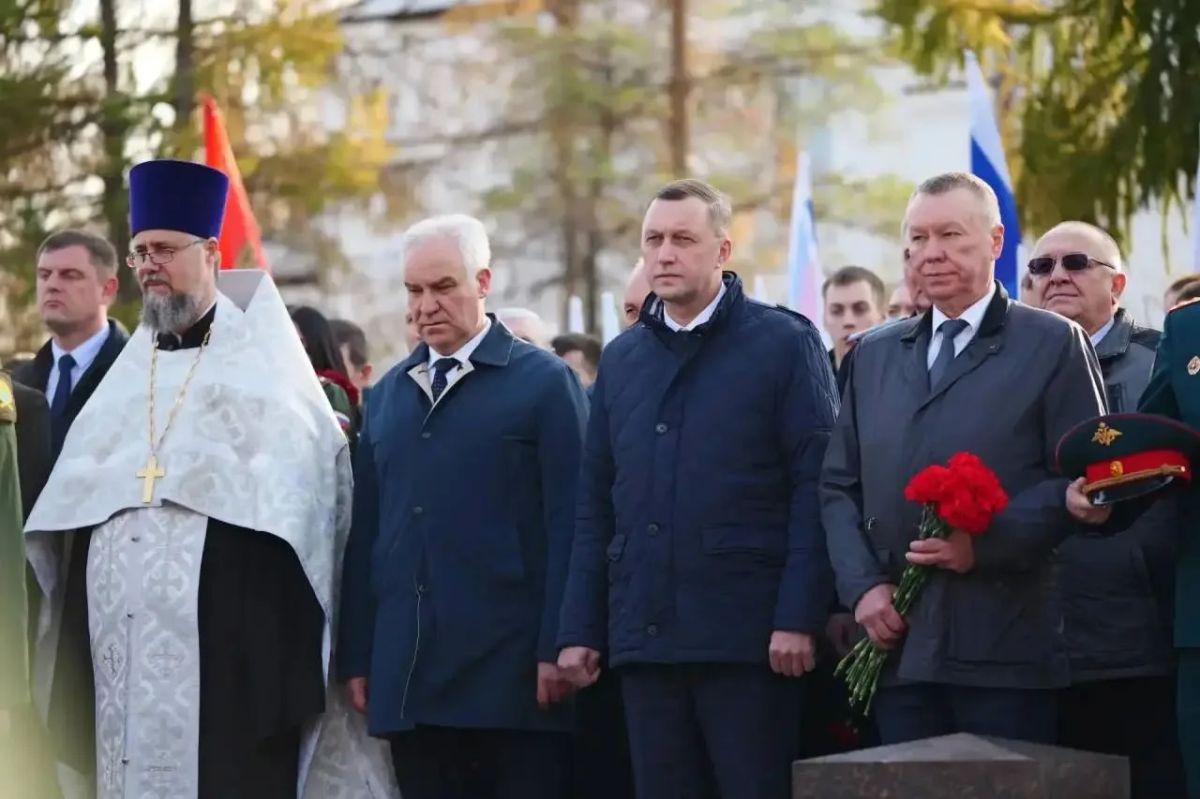 В Парке Победы увековечили имена ещё 200 бойцов СВО В Парке Победы увековечили имена ещё 200 бойцов СВО
