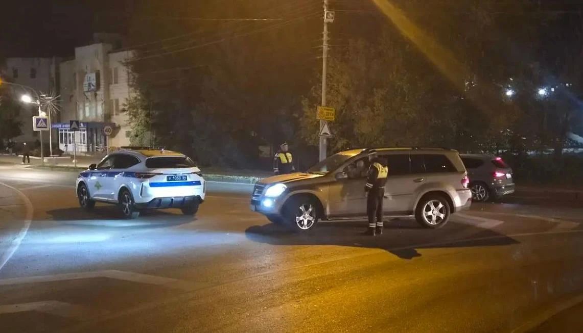 В выходные в Энгельсе сотрудники Госавтоинспекции в рамках межведомственного взаимодействия с администрацией Энгельсского района провели ночной профилактический рейд В выходные в Энгельсе сотрудники Госавтоинспекции в рамках межведомственного взаимодействия с администрацией Энгельсского района провели ночной профилактический рейд