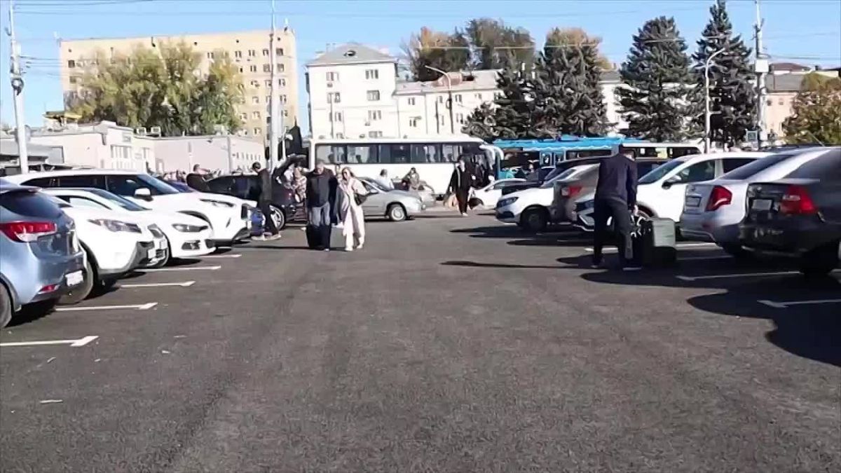 Парковка у саратовского вокзала станет платной с 30 октября