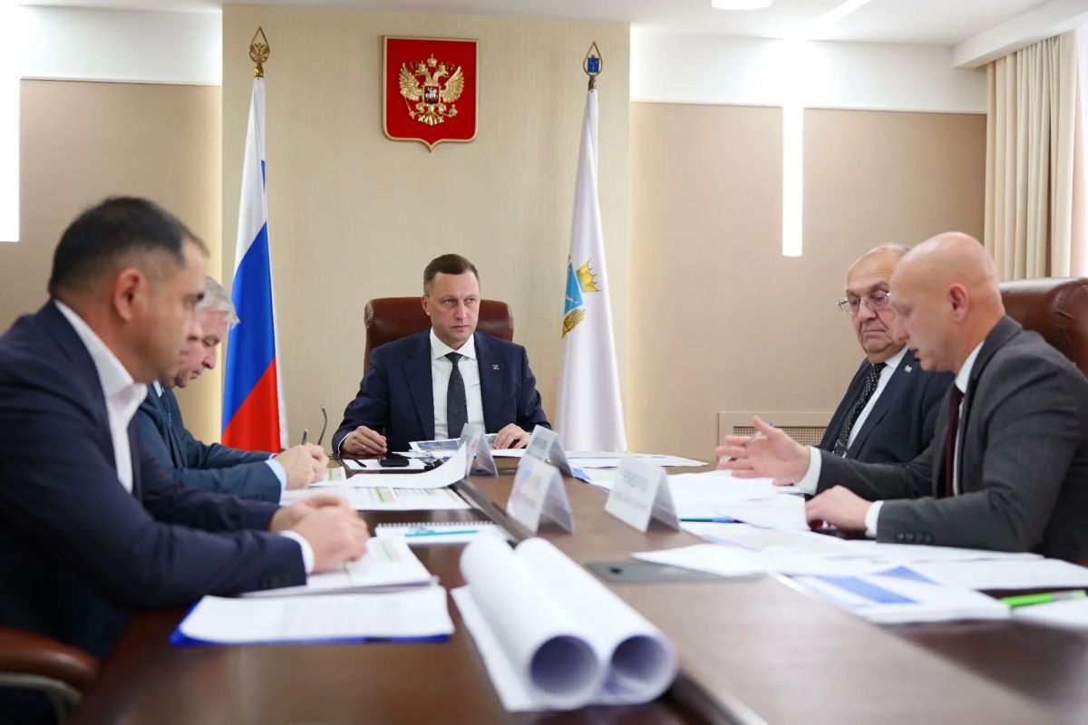 Роман Бусаргин: С учётом дополнительного финансирования по региональной программе на ремонт дорог в Саратове в 2027 году будет направлено свыше 1,7 млрд рублей Роман Бусаргин: С учётом дополнительного финансирования по региональной программе на ремонт дорог в Саратове в 2027 году будет направлено свыше 1,7 млрд рублей