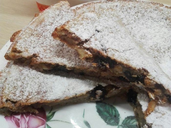 Медовая коврижка с сухофруктами: простой рецепт к чаю