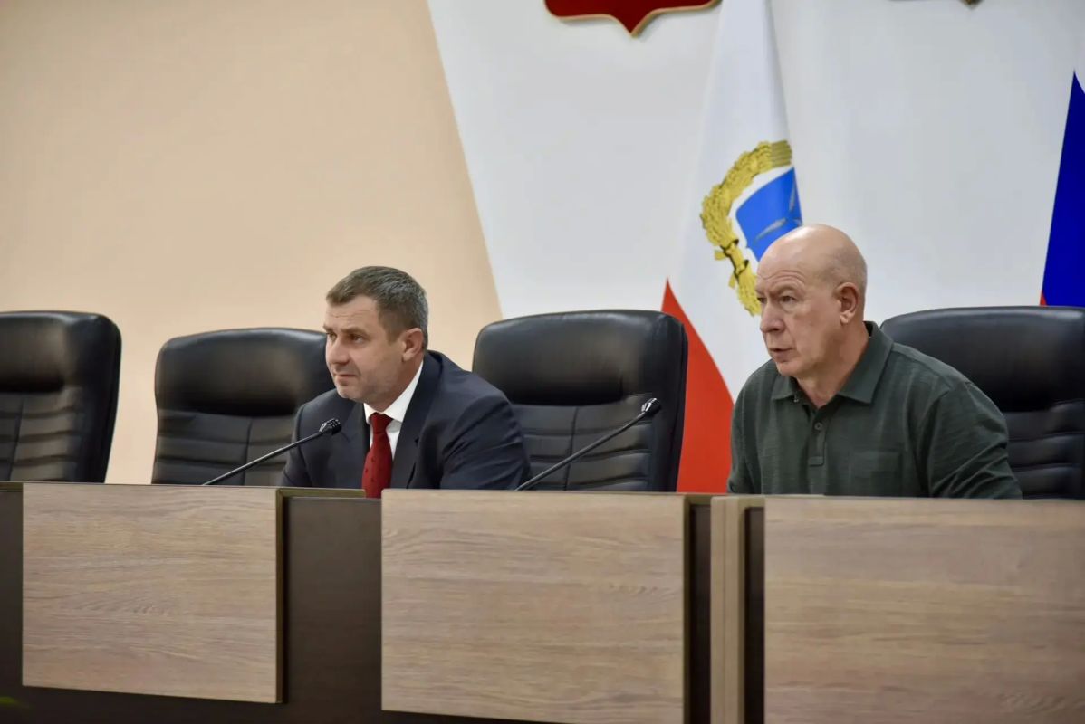 Сегодня провели очередное заседание штаба по запуску отопления в многоквартирных домах