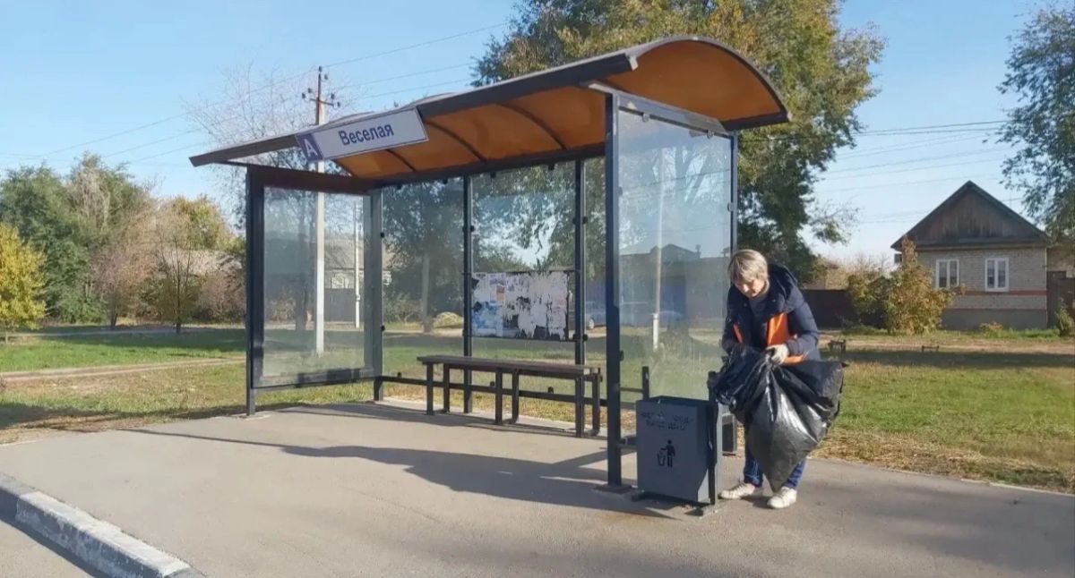 Пока город ещё спит, сотрудники МКУ «Городское хозяйство» уже берутся за дело Пока город ещё спит, сотрудники МКУ «Городское хозяйство» уже берутся за дело