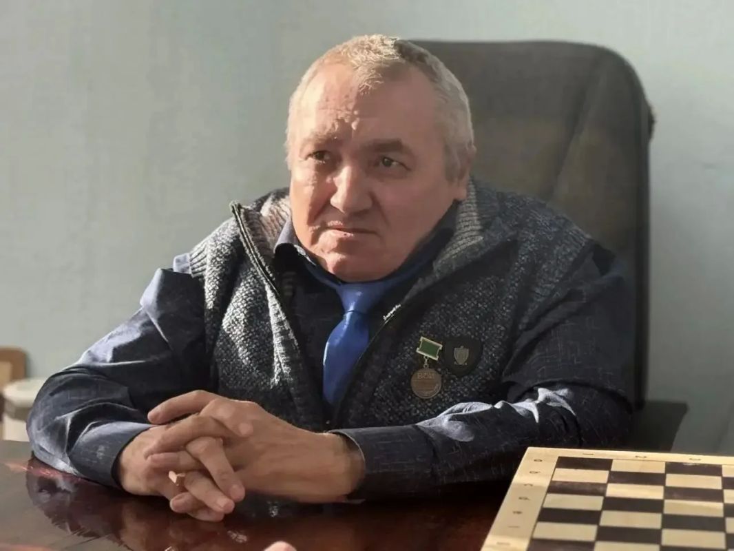 Накануне посетил Энгельсскую местную организацию «Всероссийское общество инвалидов» и пообщался с ее председателем Олегом Козловым Накануне посетил Энгельсскую местную организацию «Всероссийское общество инвалидов» и пообщался с ее председателем Олегом Козловым