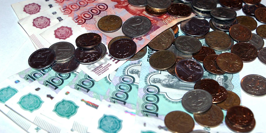 Средняя зарплата жителей Саратовской области превысила 72 тысячи рублей