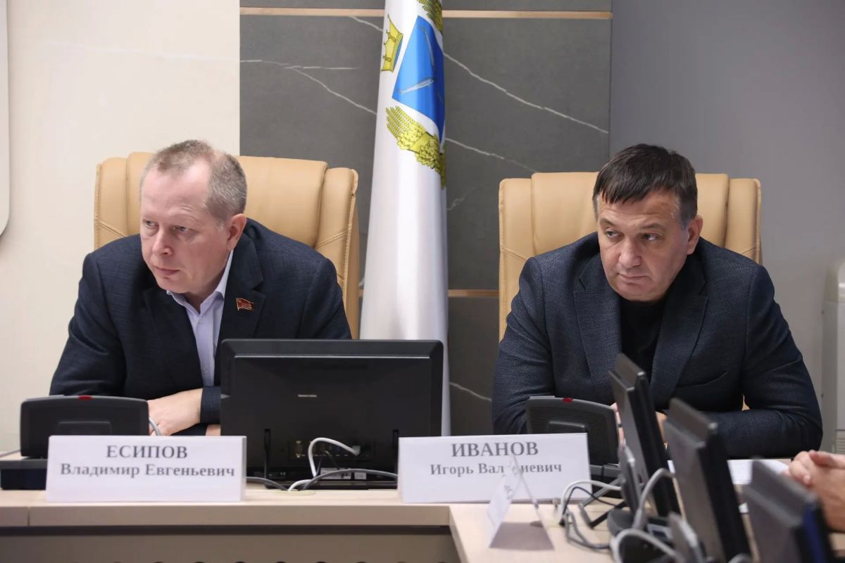В Саратовской областной Думе на особом контроле держат ситуацию с установкой модульных фельдшерско-акушерских пунктов в районах области в рамках программы модернизации первичного звена здравоохранения В Саратовской областной Думе на особом контроле держат ситуацию с установкой модульных фельдшерско-акушерских пунктов в районах области в рамках программы модернизации первичного звена здравоохранения