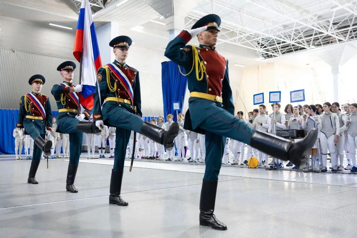Саратов вновь объединяет сильнейших фехтовальщиков страны Саратов вновь объединяет сильнейших фехтовальщиков страны