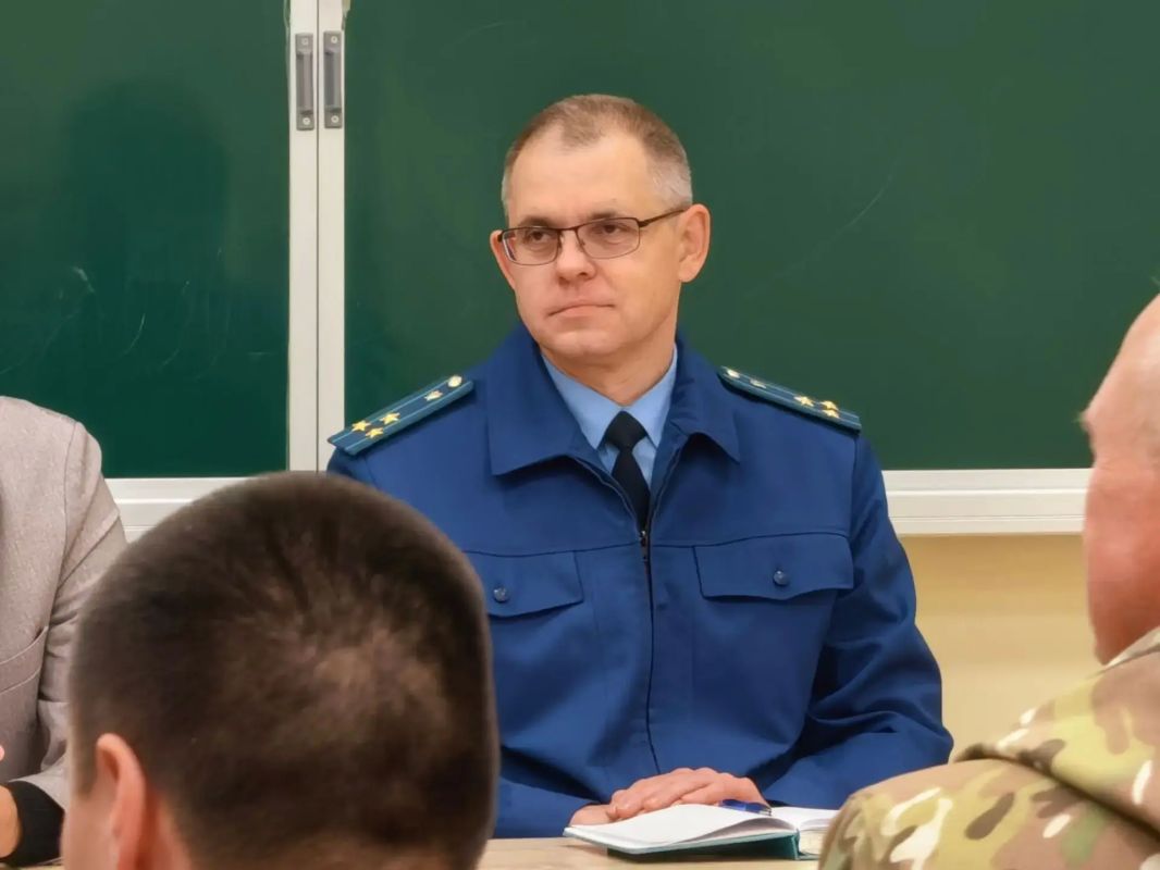С жителями дома на улице Блинова обсудили восстановительные работы и вопросы отопления С жителями дома на улице Блинова обсудили восстановительные работы и вопросы отопления