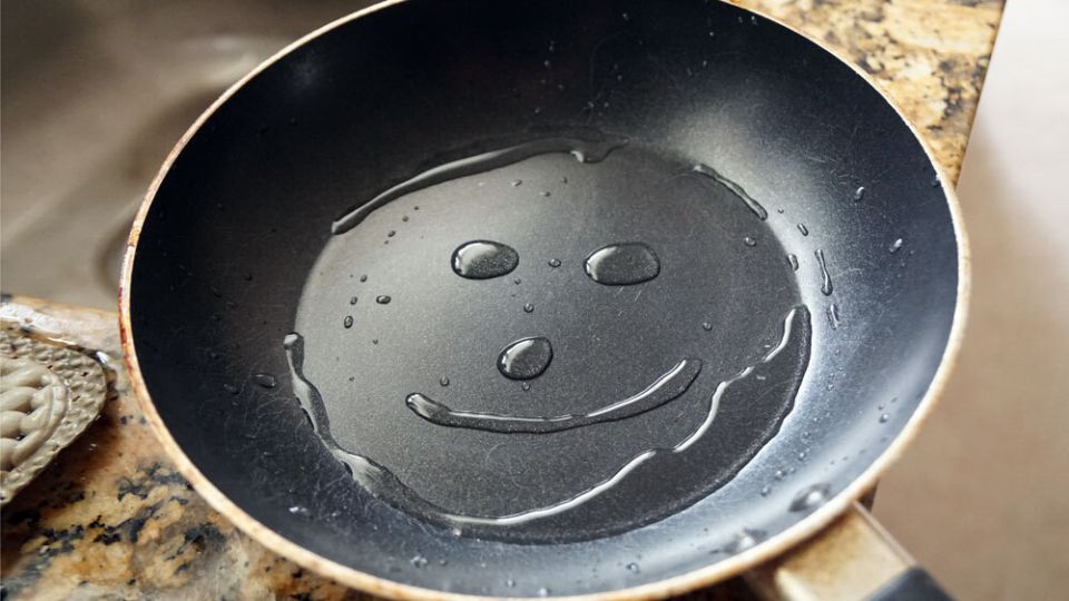 Ученые разработали инновационное антипригарное покрытие без вредных химикатов